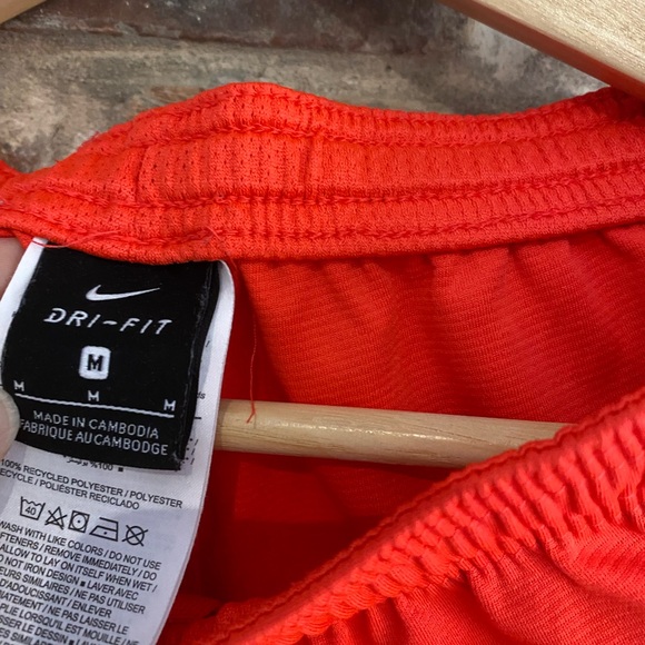 Nike shorts - Picture 2 of 2